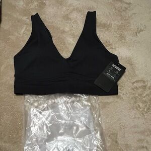 Black Sports Bra